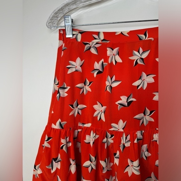 Joie 100% Silk Red Cream Grey Black Floral Mini Ruffle Hem Lightweight Skirt XS - Picture 8 of 12